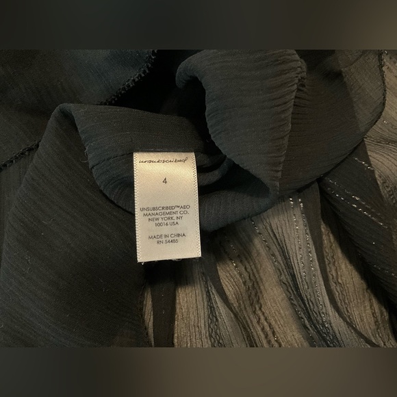 Unsubscribed black pintuck silk blouse with silver metallic accents - size 4/NWT - Picture 6 of 15